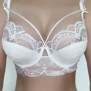 [豊胸] ペタンとした胸 - 豊胸